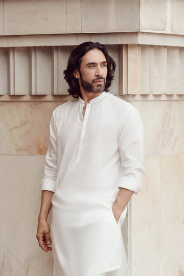 Silk Road White – Off White