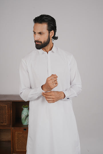 The Windsor Mist – White